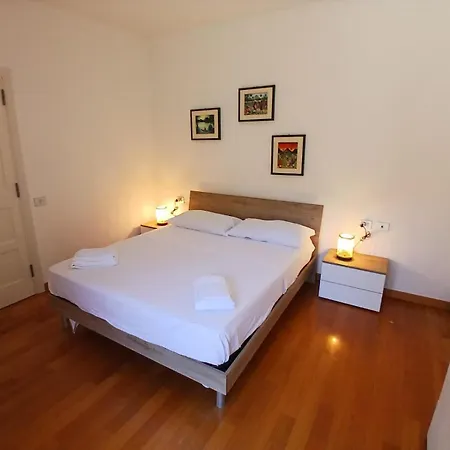 Luce, Silenzio Ed Eleganza Nel Cuore Di Apartmán *