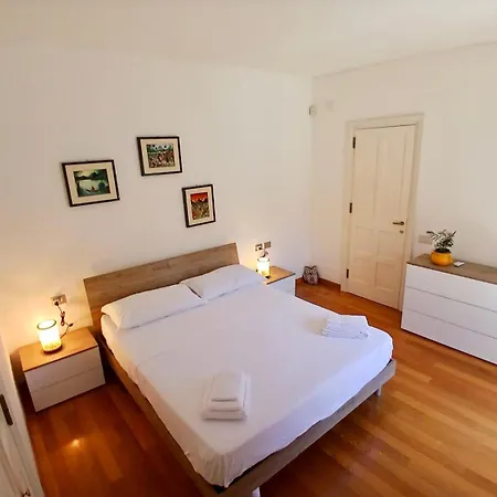 Luce, Silenzio Ed Eleganza Nel Cuore Di Apartmán *