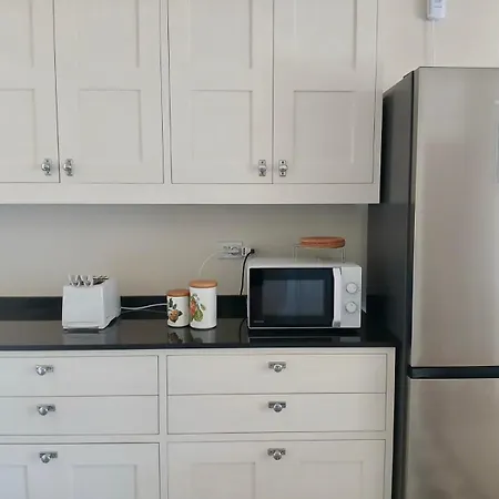 Luce, Silenzio Ed Eleganza Nel Cuore Di - 2 Da Letto דירה